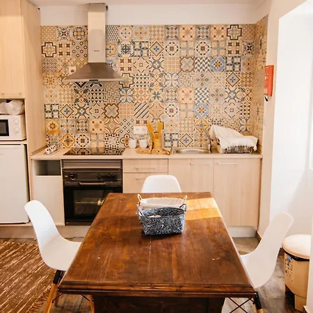 Charming House In + View بيت للعطل *